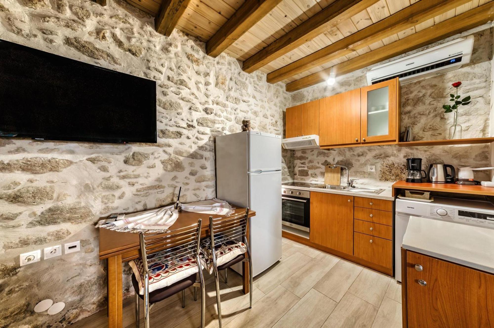 Guest House Aphrodite Kato Archanes Bagian luar foto